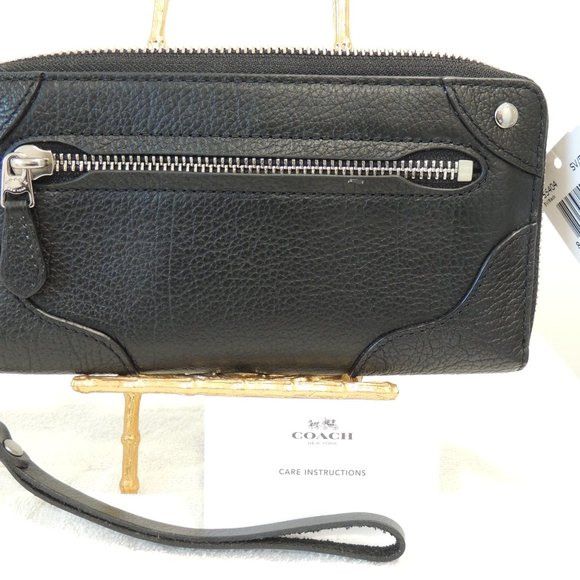 Black Coach pebble leather wristlet/wallet - Picture 5 of 5